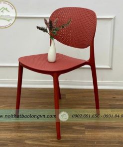 Ghế nhựa đúc Pony màu đỏ