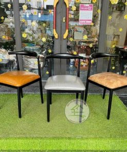 Ghế cafe Bull khung sắt nệm da