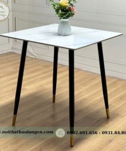 Bàn cafe vuông chân bọc núm đồng