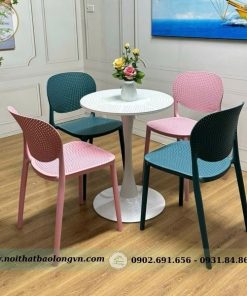 Bộ bàn ghế nhựa đúc Sankyo
