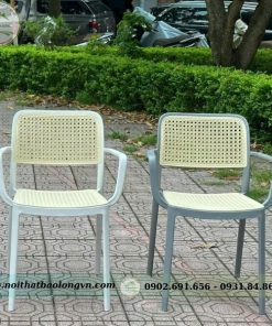 Ghế nhựa Holly có tay nhập khẩu