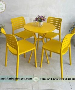 Bộ bàn ghế nhựa đúc sọc ngang
