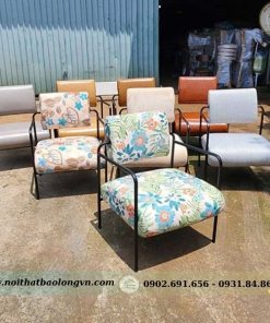 Alternative view of Ghế sofa đơn khung sắt nệm simili