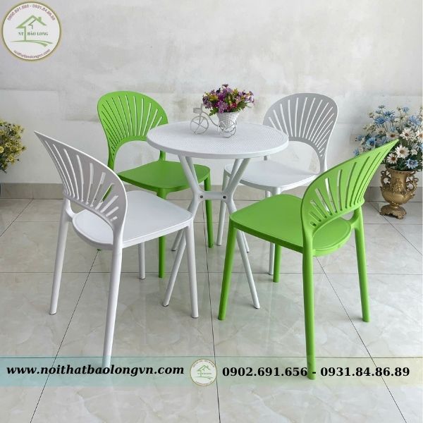 Bàn ghế nhựa đúc cánh hoa