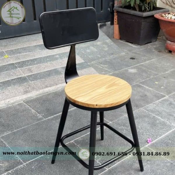 Ghế cafe khung sắt mặt gỗ